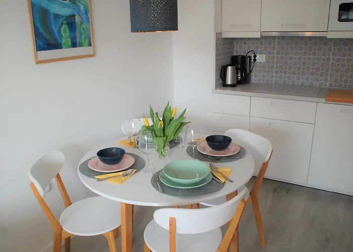 Ferienwohnung Fuer 4 Personen Ca 38 M In Kolberg, Pommersche Bucht